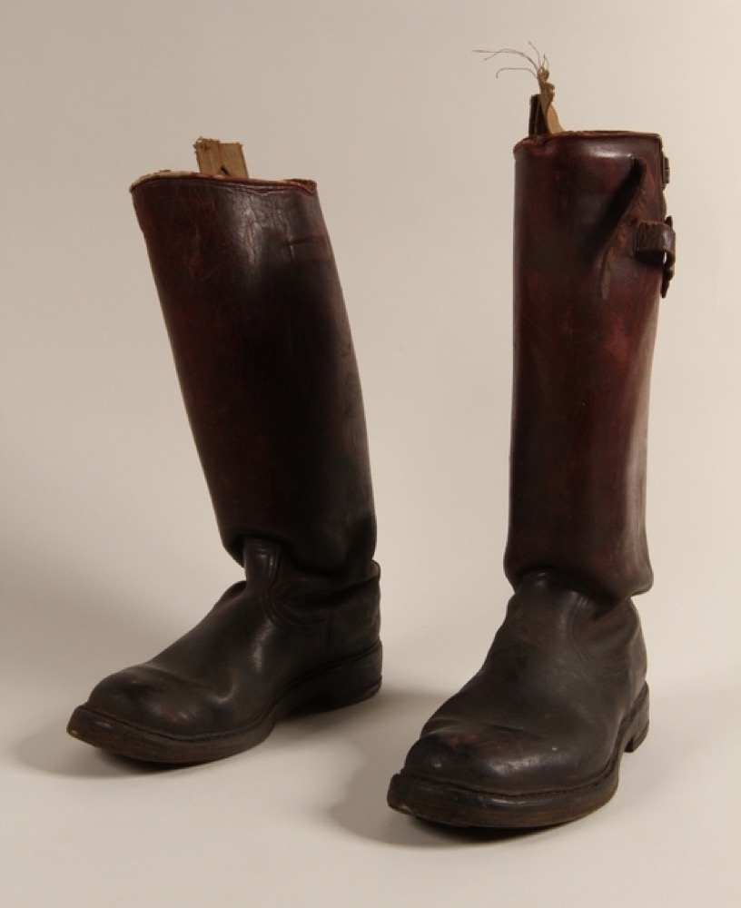 Uncredited photographer/USHMM · CC BY-SA 4.0 Louboutin brown OTK boots