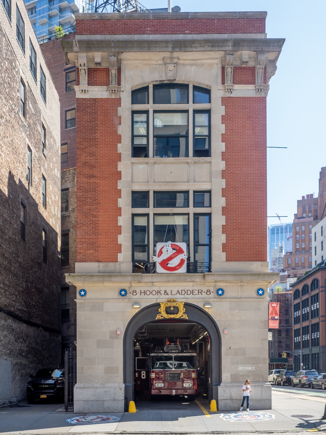ajay_suresh · CC BY 2.0 Hook & Ladder 8 Firehouse